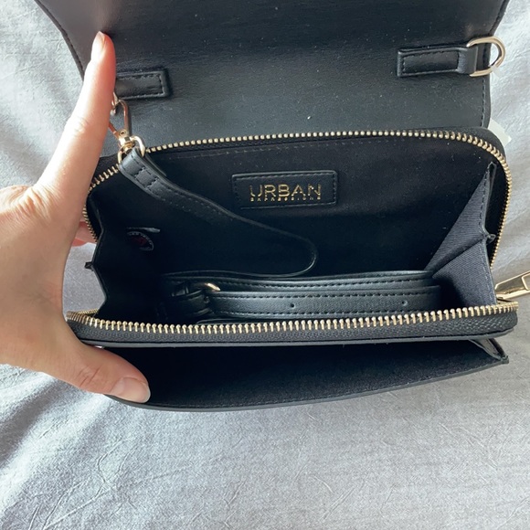 Urban Expressions Kaylee Quilted Clutch - Picture 6 of 8